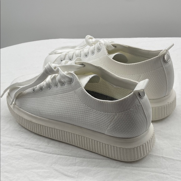 Allbirds BP. Sonny Platform Sneakers in White Fabric. 9.5M. - Picture 7 of 13